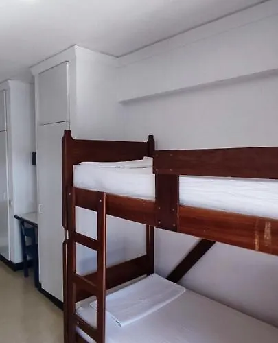 بيت شباب Hi - De Juventude أوفار